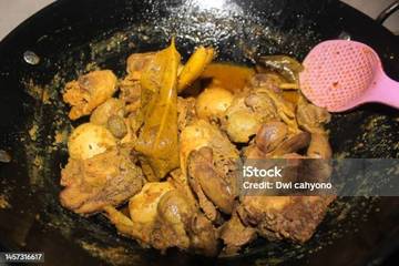 Tips Memasak Ayam Ungkep Praktis dan Tahan Lama