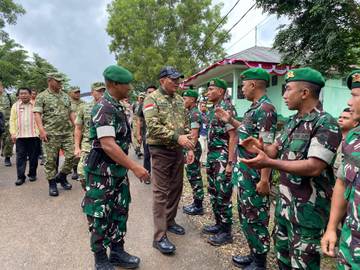 Pangdam IX/Udayana Beri Motivasi Prajurit