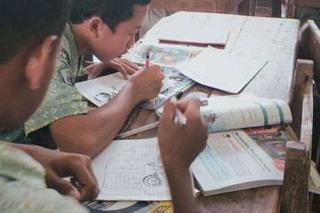 Orang Tua, Guru Pertama Anak