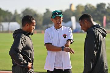 Pelatih Atletik Tularkan Tinta Emas di APG 2025