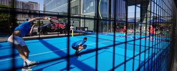 Anak Muda Kini Gemari Tren Lari dan Padel