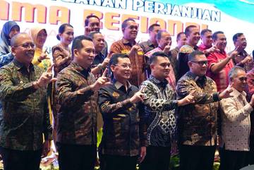Bupati Klungkung Hadiri Penandatanganan PKS Regional Bali-NTB-NTT 