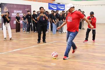 Wabup Dirga Buka Turnamen Futsal Antar SMA se-Bali 
