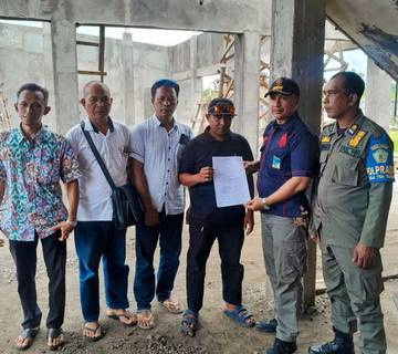 Satpol PP Jembrana Tindak Bangunan di Sempadan Pantai 
