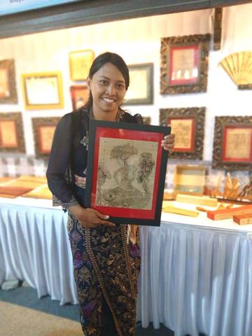 Widya Aksara Tembus Pasar Polandia Berkat Lontar