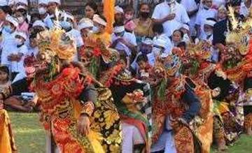 Kesenian Tradisional Tari Wayang Wong Desa Tejakula