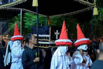 Lakademu, Laskar Sunyi Pengusung Tuan Ana