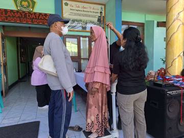 CJH Ende Jalani Pengukuran Kebugaran Jelang Keberangkatan Haji