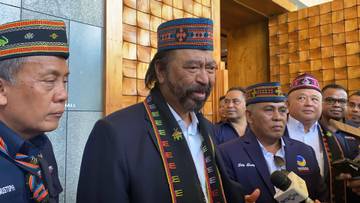 Surya Paloh Terkesan dengan Keindahan dan Potensi Labuan Bajo