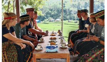 Wisata Liang Bua Tetap Ramai Meski Tarif Naik 
