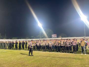 Personel Gabungan Amankan Pembukaan Bupati Ende Cup 2025