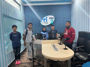 Siswa MAN Ende Raih Top 3 Lomba Renang 