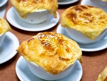 Zuppa Soup Sajian Primadona di Meja Pesta