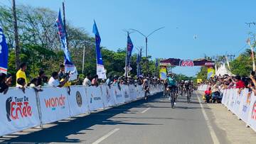 Tour de Entete 2025 Finis di Labuan Bajo