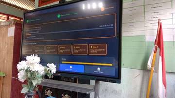 Smart TV Bantuan Presiden Terkendala Akses Jalan dan Internet