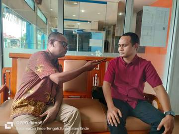 Putra Daerah Ende Pilih Mengabdi Jadi Dokter Bedah