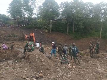Medan Berat, Pencarian Korban Longsor ManggaraiTimur Berlanjut
