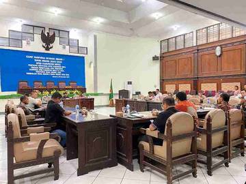 DPRD Sikka Dorong Pemutakhiran Data DTSEN Akurat Bansos