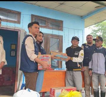 BGN Salurkan Sembako untuk Korban Longsor Desa Goreng Meni 