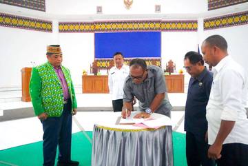 DPRD Manggarai Timur Setujui Perubahan Perda Pajak