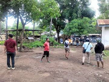 Satreskrim Polres Sikka Bubarkan Sabung Ayam