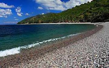 Keindahan Pantai Ma’uembo Daya Tarik Wisata Nagekeo