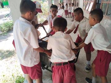 Belasan Tahun, SDN Pomakeke Nagekeo Belum Dialiri Listrik