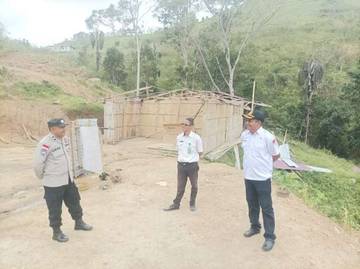 Angin Kencang Rusak SMPN 048 Tana Wawo Sikka
