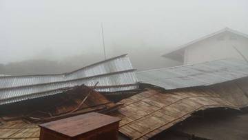 Cuaca Ekstrem Rusak Tiga Sekolah di Sikka