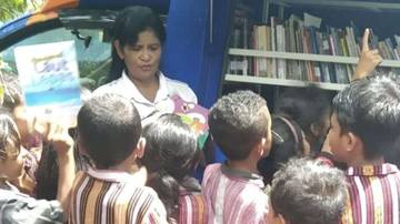 Perpustakaan Keliling Tumbuhkan Minat Baca Siswa