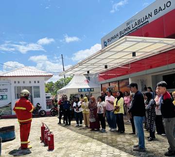 Rumah BUMN Labuan Bajo Bekali UMKM Penanggulangan Kebakaran