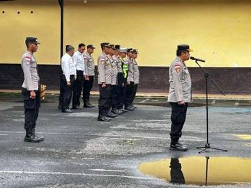 Wakapolres Ngada Tekankan Profesionalisme dan Pelayanan Humanis