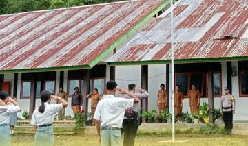 Bhabinkamtibmas Naruwolo Sampaikan Pesan Kamtibmas