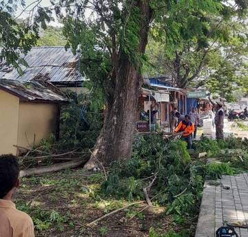 Angin Kencang Sebabkan Kerusakan Permukiman