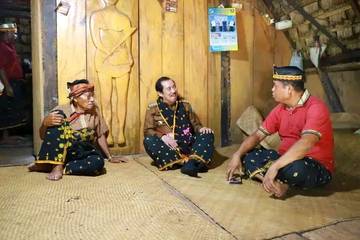 Bupati Nagekeo Hadiri Ritual Lengi Sa’o di Bo’asiko