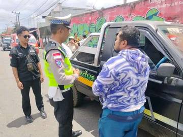 Polres Ngada Gelar Operasi Keselamatan Turangga Humanis