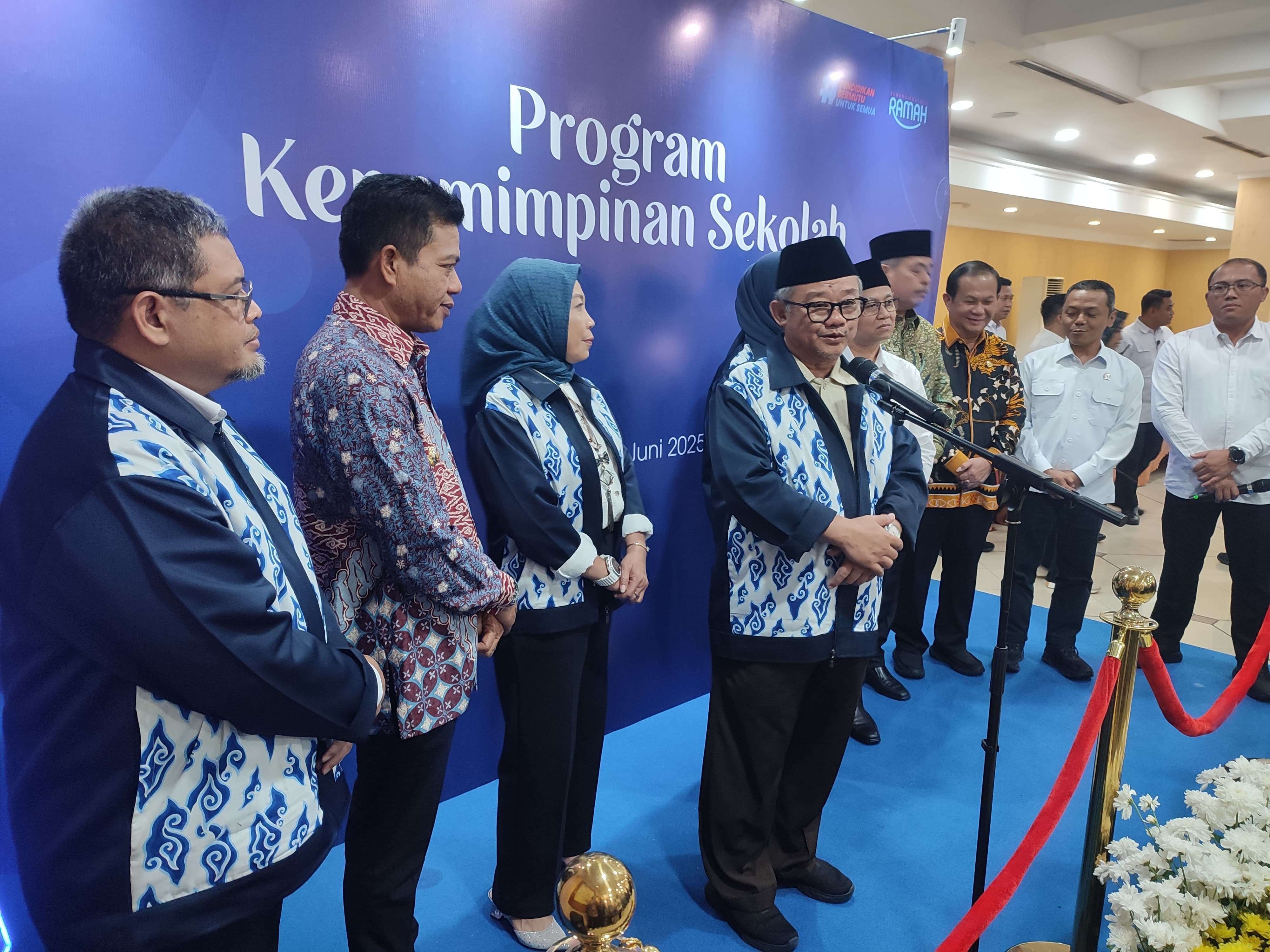 Learning Program Ramp Up Ministry Ramps Up Teacher Quality Through Various Programs - RRI.co.id