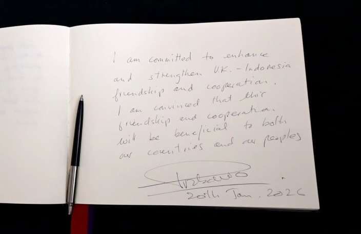 President Prabowo's Handwritten Note Marks Indonesia–UK Bond