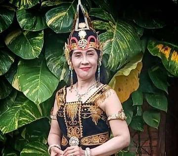 Sri Lestari, Passion Brings Her into the World of Kethoprak 