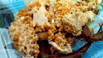 Unique "Ndog Mimi" Delicacy Marks Ramadan in Kendal, Central Java