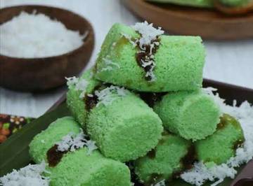 Kue Putu: A Timeless Indonesian Treat