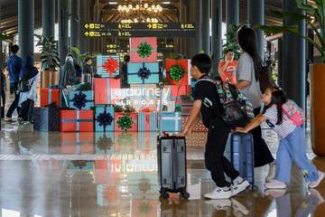  Foreign Tourist Arrivals to Indonesia Hit 13.98 Million in 2025