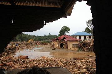 Universities Actively Involved in Post-Disaster Recovery in Sumatra