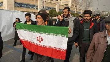 Lawmaker Confirms Safety of 386 Indonesians in Iran