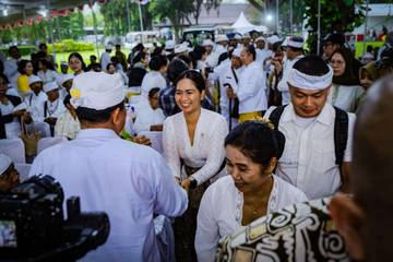 A Religious Tourism of Shiva Festival in Prambanan Temple  