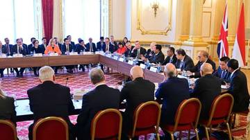 Prabowo Outlines Education Vision to British Academics