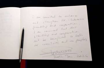 President Prabowo's Handwritten Note Marks Indonesia–UK Bond