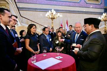 Meeting King Charles III, Prabowo Bolsters Investment and Education Ties with UK