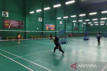 Two Indonesian Mixed Doubles Pairs Advance to Para Badminton Finals