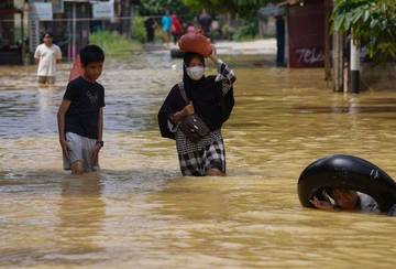 The Hidden Dangers of Leptospirosis After Floods